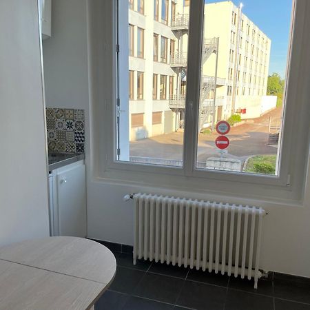 Un Studio Dans La Residence Sjt Alençon Exteriör bild