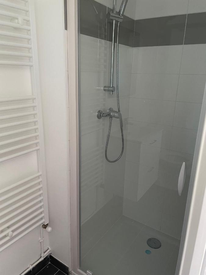 Un Studio Dans La Residence Sjt Alençon Exteriör bild