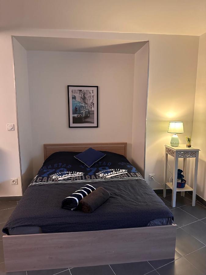 Un Studio Dans La Residence Sjt Alençon Exteriör bild