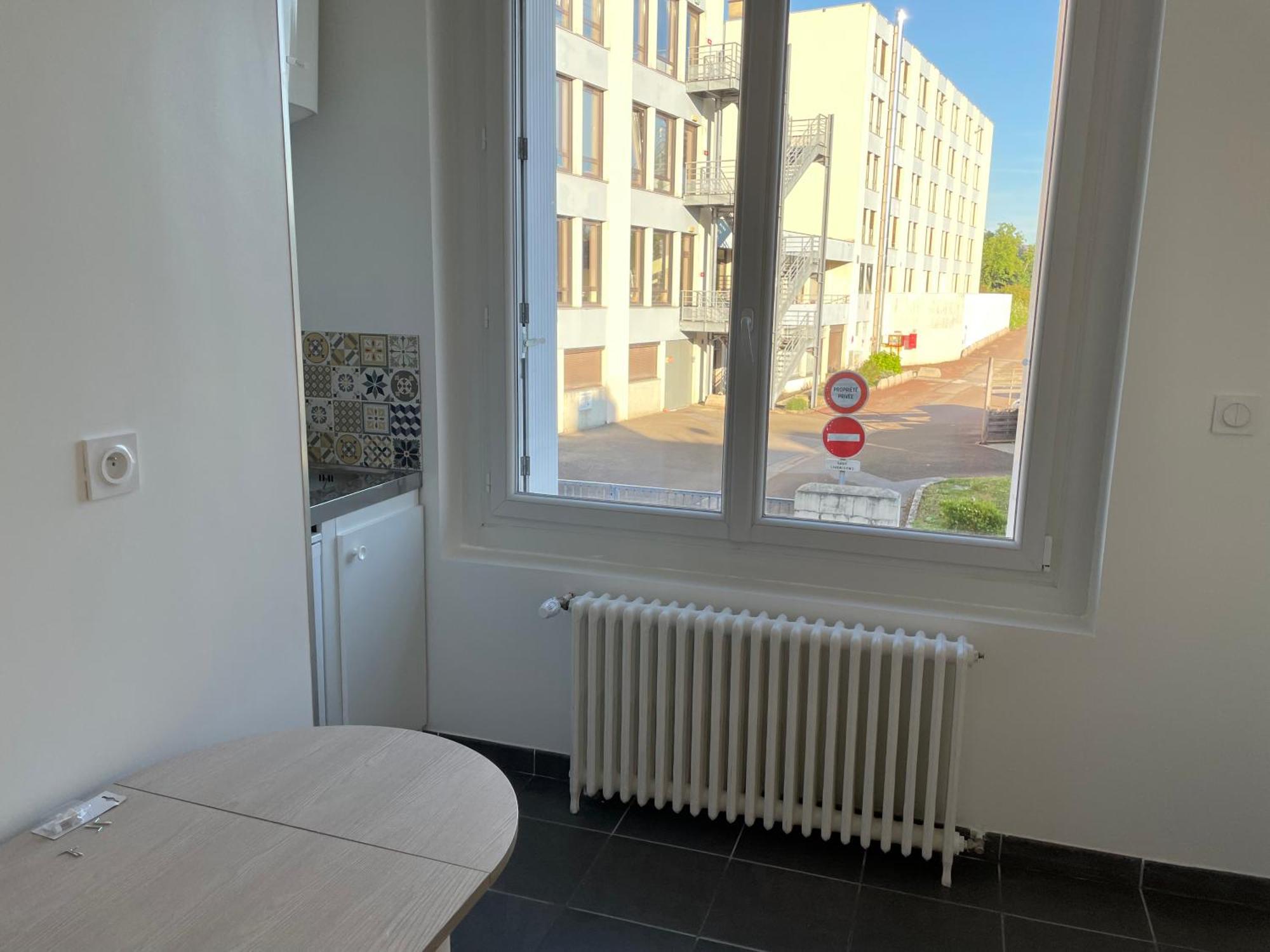 Un Studio Dans La Residence Sjt Alençon Exteriör bild